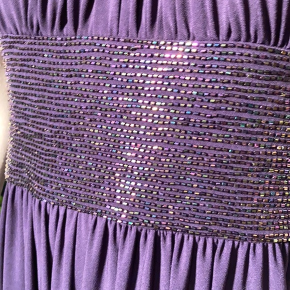 Sleeveless Formal Dress - Picture 2 of 8